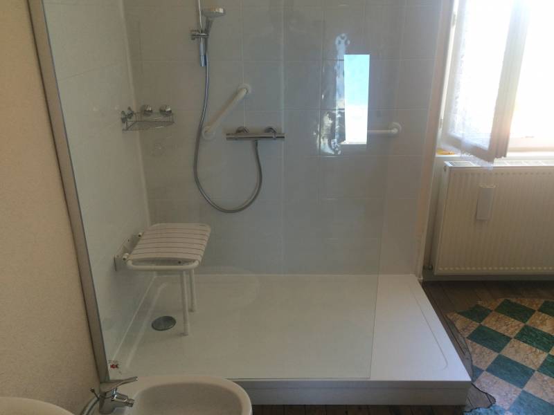 Remplacement baignoire par douche senior alpes maritimes Antibes